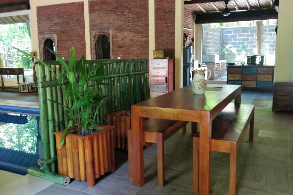 Villa King: Unique Villa With Indoor Swimming Pool Amed  Luaran gambar