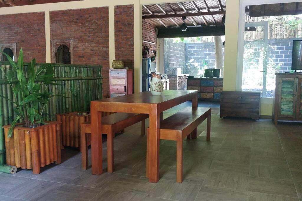 Villa King: Unique Villa With Indoor Swimming Pool Amed  Luaran gambar